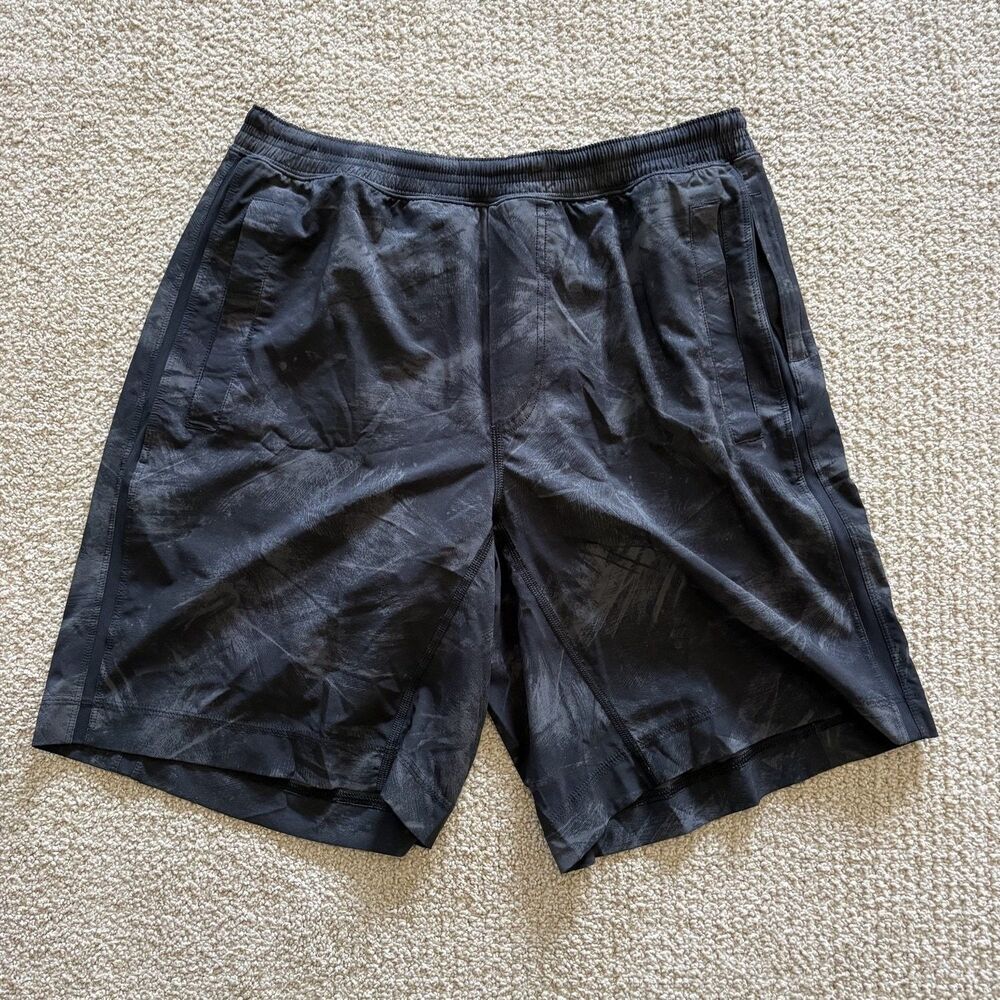 Lululemon Athletica Shorts Pace Breaker Short Mens M Black Body: Recycled